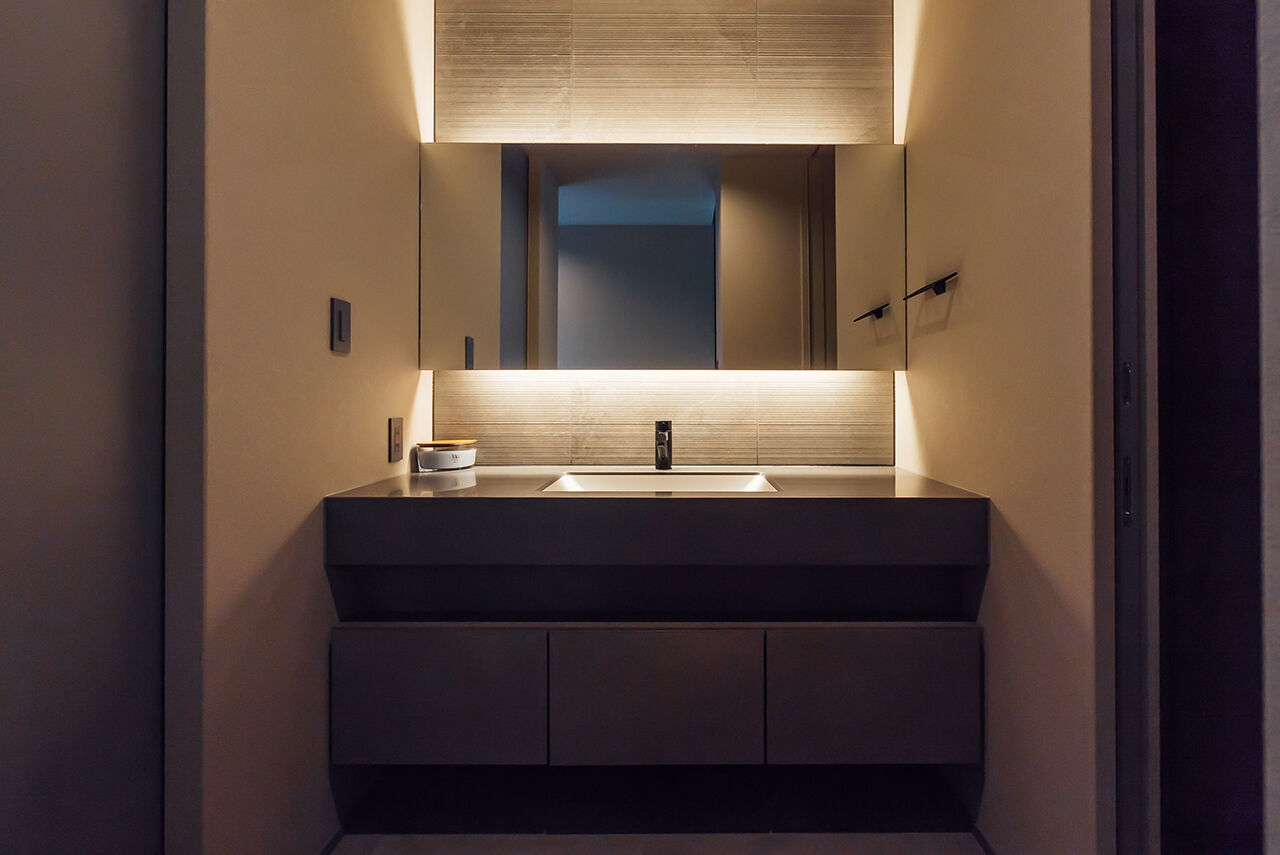 チェックハウス 【平屋/50坪台/4000万円台/ビルトインガレージ/中庭】建築家と二人三脚。満足度の高い家づくりの建築実例画像7