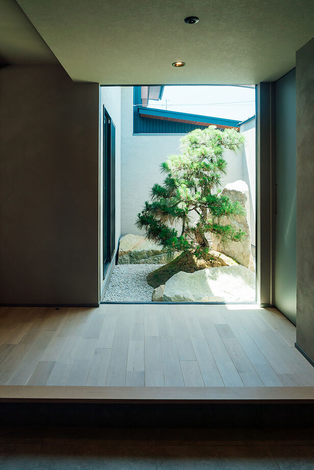 チェックハウス 【平屋/50坪台/4000万円台/ビルトインガレージ/中庭】建築家と二人三脚。満足度の高い家づくりの建築実例画像9