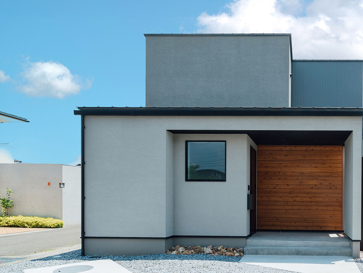 チェックハウス 【30坪台/本巣市】こだわるところは、こだわる！メリハリが効いた見事な予算管理で、理想の住まいが完成の建築実例画像1