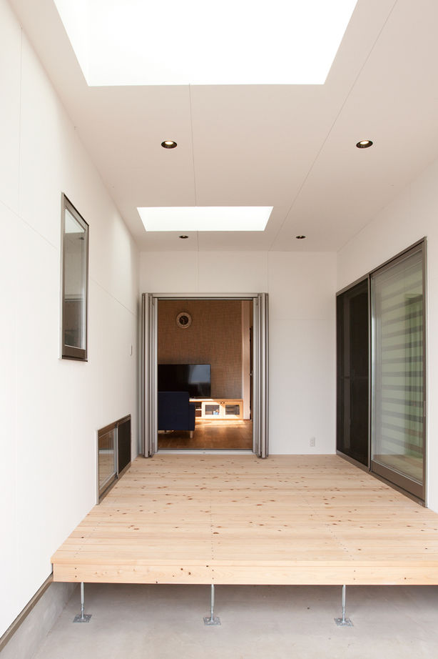 チェックハウス 【平屋/2000万円台/間取り図有】居酒屋風ダイニングキッチンで家飲み。リゾート×和モダンなかっこいい平屋の建築実例画像8