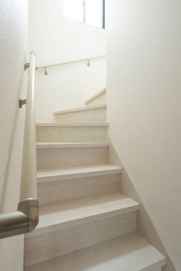 Liber（リベル） 【愛知県×ローコスト×1000万円台×間取り図×狭小住宅】狭い土地でも駐車3台、建築士の工夫でこだわりを実現の建築実例画像9