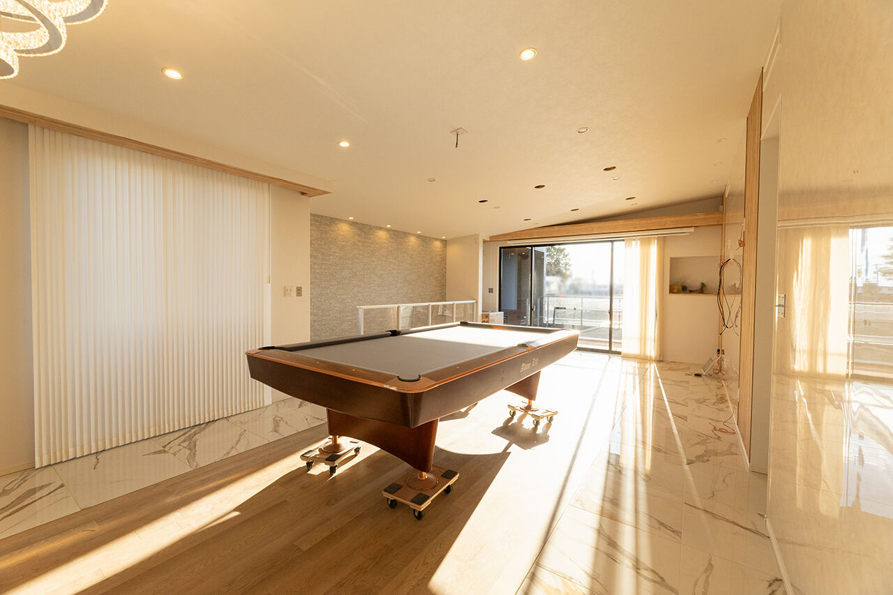 Liber（リベル） 【小牧市×ビルトインガレージ×２階LDK×間取図あり】２階ウッドデッキで季節を感じる「非・日常空間」の建築実例画像2