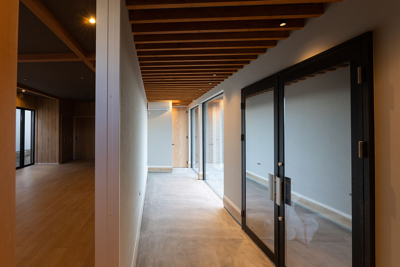 Liber（リベル） 【小牧市×ビルトインガレージ×２階LDK×間取図あり】２階ウッドデッキで季節を感じる「非・日常空間」の建築実例画像6