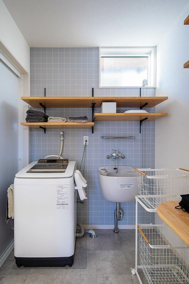 信州ハウジング 夕景に映える風情ある佇まい。年月を経てもカッコいい平屋の家の建築実例画像10