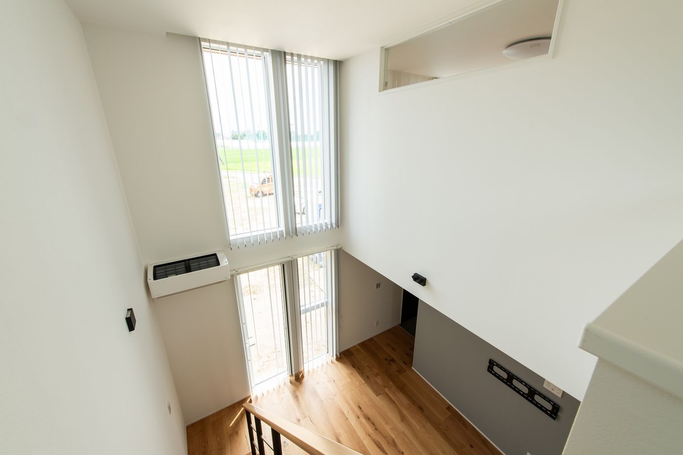 リッケンハウジング 【2000万円台前半/21.7坪/２階建て/TRETTIO VALO】吹抜けのあるスタイリッシュなお家の建築実例画像4