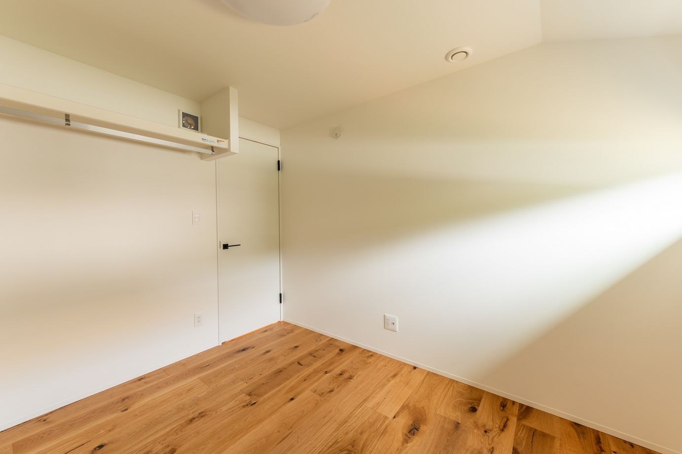 リッケンハウジング 【2000万円台/30.3坪/２階建て/アイリブスタイル】アメリカンスタイルでカフェのようなお家の建築実例画像8