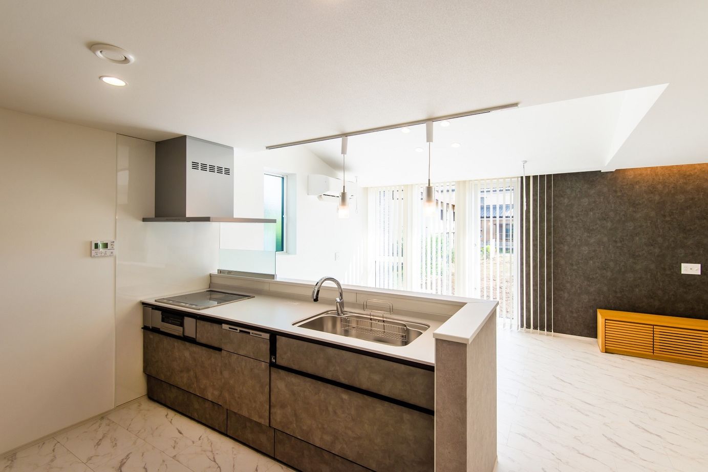 リッケンハウジング 【2000万円台/28.3坪/平屋/TRETTIO VALO】ホテルライクなシンプルモダンのお家の建築実例画像4