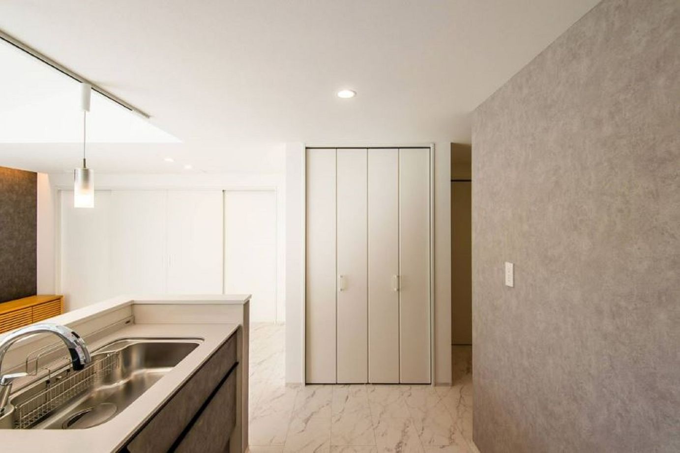 リッケンハウジング 【2000万円台/28.3坪/平屋/TRETTIO VALO】ホテルライクなシンプルモダンのお家の建築実例画像5