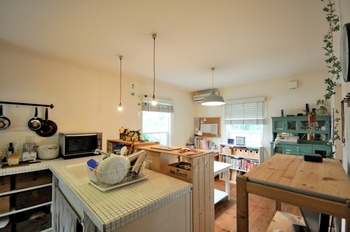 ニットーホーム 森の中で静かに暮らす、フレンチカントリーの住まいの建築実例画像3