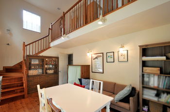 ニットーホーム 森の中で静かに暮らす、フレンチカントリーの住まいの建築実例画像4