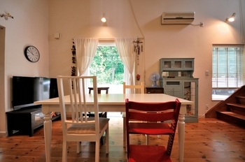 ニットーホーム 森の中で静かに暮らす、フレンチカントリーの住まいの建築実例画像7