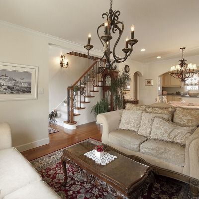 ニットーホーム ノスタルジーを覚えさせる様式美。家族の想い出と共に時を刻む住まいの建築実例画像3