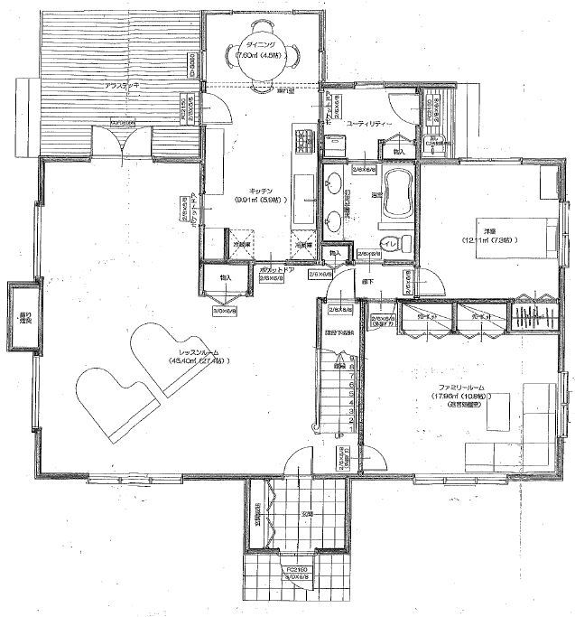 ニットーホーム グランドピアノのあるゆったりとした輸入住宅。大きな煙突のあるノースカントリーの間取り図null1階