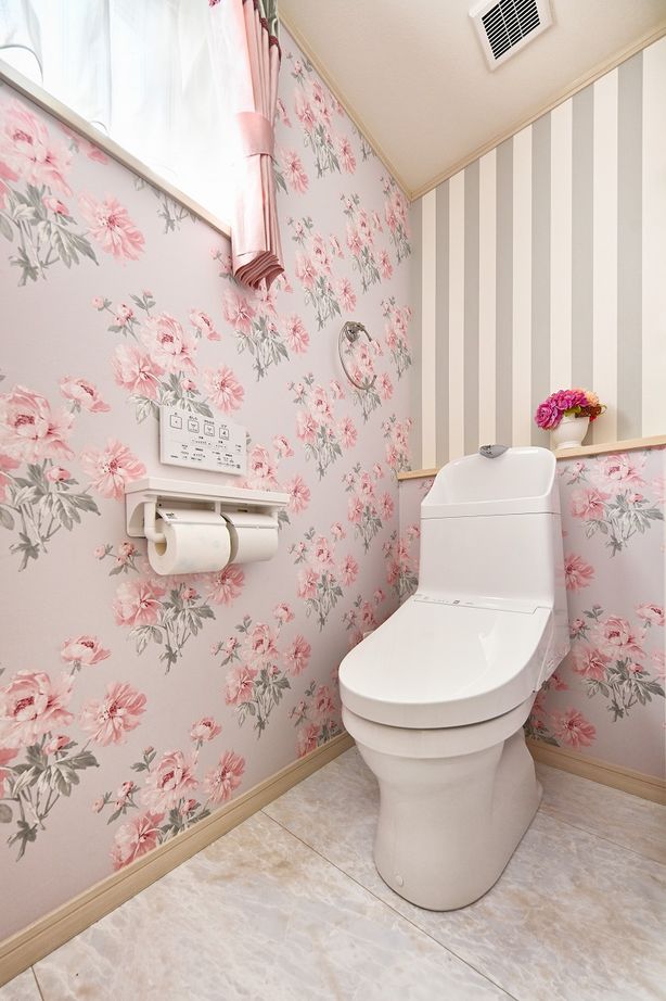 ニットーホーム 優美な空間にお気に入りのクロスやカーテンをコディネート。豊かな時間を奏でるクイーン・アンの家の建築実例画像9