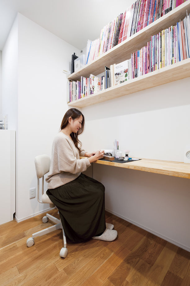 鈴木建設 【相模原市/39坪/2390万円】趣味のバイクを格納できる、ビルトイン・ガレージ付きのナチュラルモダン住宅の建築実例画像10