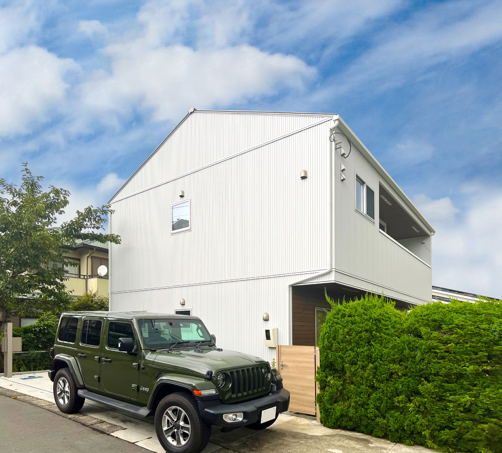 鈴木建設 【町田市/34坪台/2000万円台】無垢材や漆喰、造作家具が映える、北欧スタイルの住空間の建築実例画像2