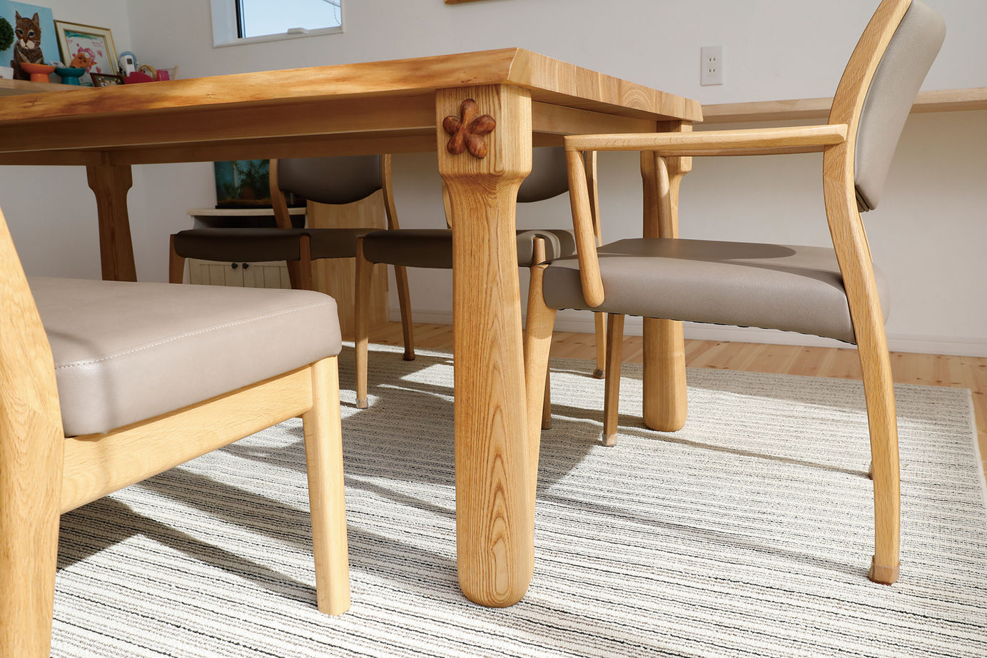 鈴木建設 【町田市/34坪台/2000万円台】無垢材や漆喰、造作家具が映える、北欧スタイルの住空間の建築実例画像5