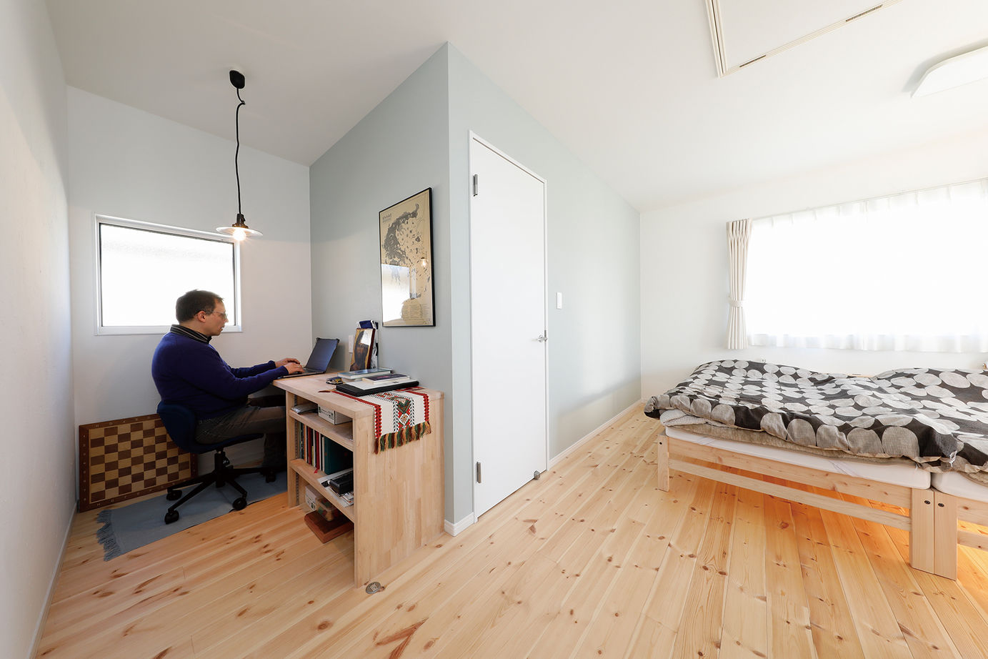 鈴木建設 【町田市/34坪台/2000万円台】無垢材や漆喰、造作家具が映える、北欧スタイルの住空間の建築実例画像9