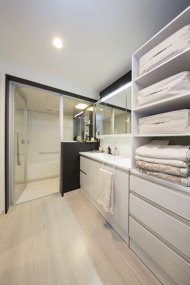 フォーライフ 【1500万円台/狭小住宅/間取り有/3階建て】13.7坪の敷地に建つ3階建てビルトインガレージの建築実例画像9