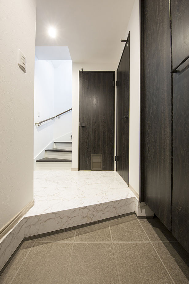 フォーライフ 【1500万円台/狭小住宅/間取り有/3階建て】13.7坪の敷地に建つ3階建てビルトインガレージの建築実例画像10