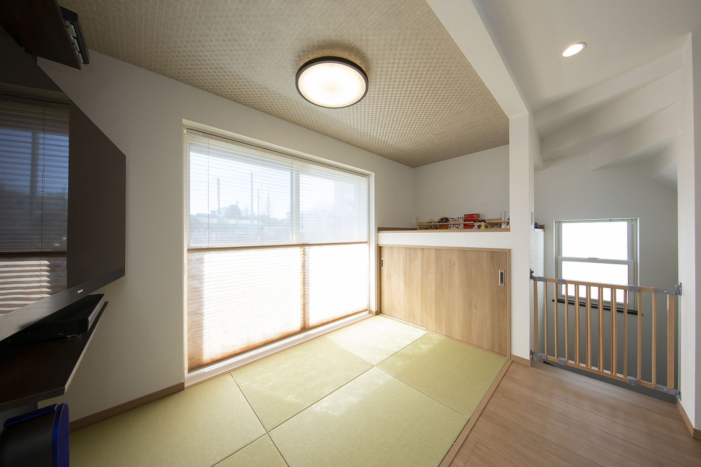 フォーライフ 【2000万円台/間取図有/吹き抜け/狭小住宅/ビルドインガレージ】約20坪を活かしきった3階建て注文住宅の建築実例画像7