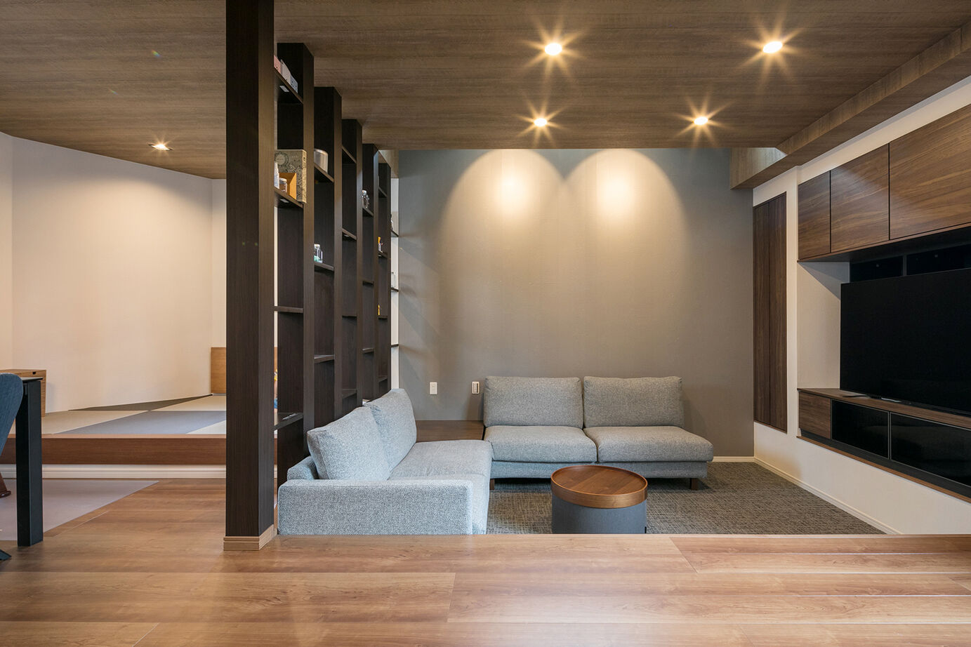 フォーライフ 【2000万円～2499万円／敷地19.8坪／間取図有】ダウンフロアリビングやルーフバルコニーで家族団欒を楽しむの建築実例画像