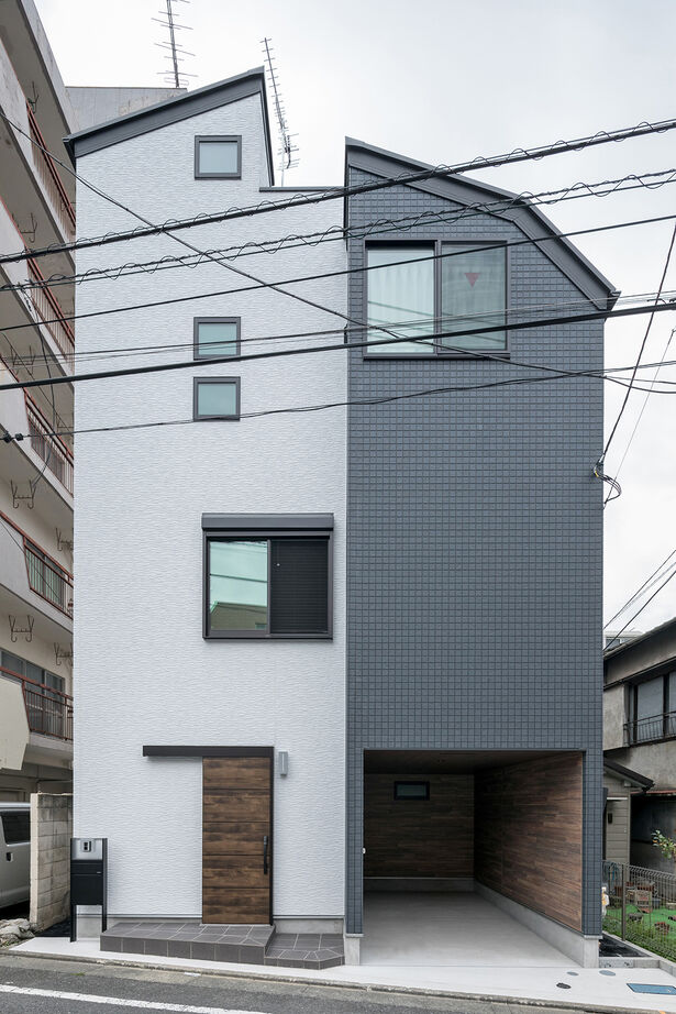 フォーライフ 【2000万円～2499万円／敷地19.8坪／間取図有】ダウンフロアリビングやルーフバルコニーで家族団欒を楽しむの建築実例画像2