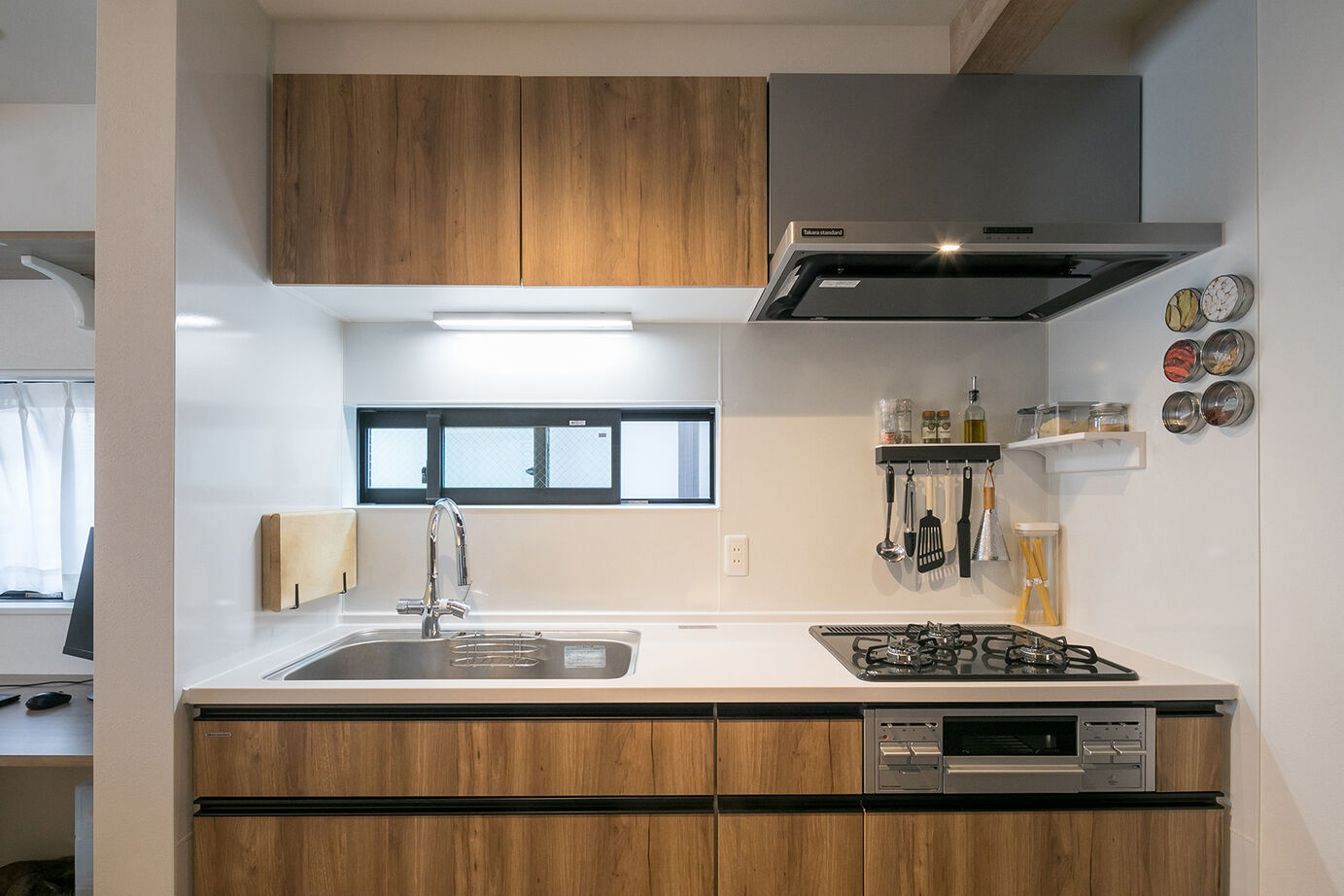 フォーライフ 【2100万円～2199万円／敷地14.3坪／2階リビング／間取図有】都内狭小地に叶えた3階建てのガレージハウスの建築実例画像6