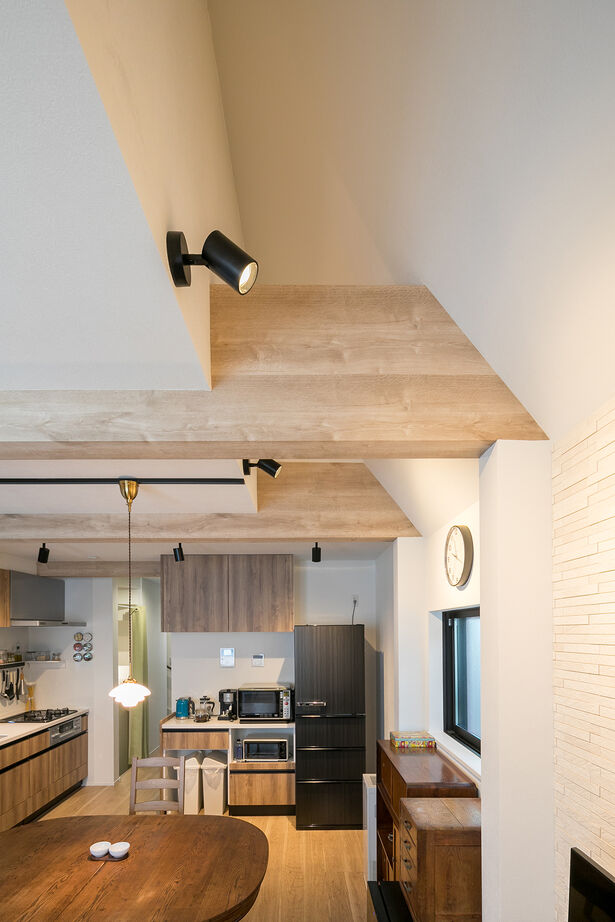 フォーライフ 【2100万円～2199万円／敷地14.3坪／2階リビング／間取図有】都内狭小地に叶えた3階建てのガレージハウスの建築実例画像9