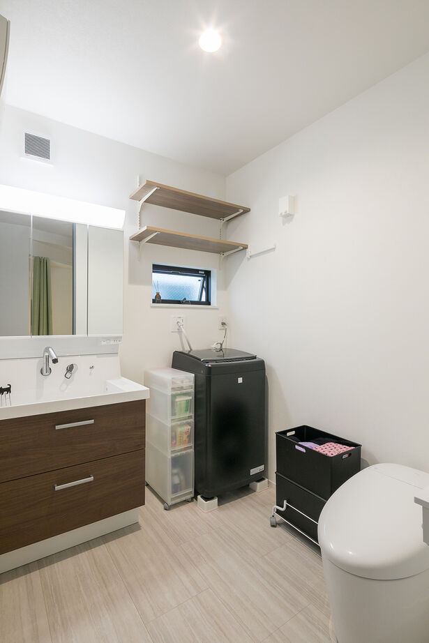 フォーライフ 【2100万円～2199万円／敷地14.3坪／2階リビング／間取図有】都内狭小地に叶えた3階建てのガレージハウスの建築実例画像11