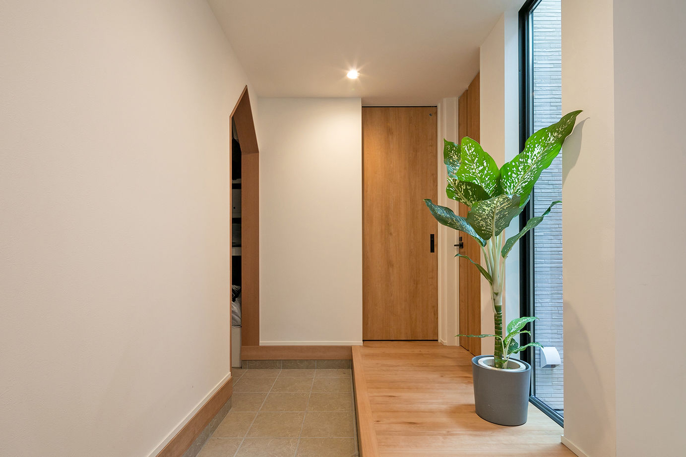 フォーライフ 【2800万円～2899万円／狭小３階建て／間取図有】光が行き渡る「コの字」プランで、明るい住空間を実現の建築実例画像9