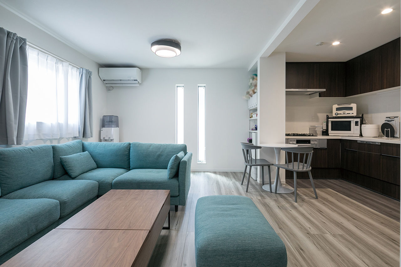 フォーライフ 【3400万円～3499万円／建て替え／屋上／間取図有】住み心地とデザイン性を両立した都市型二世帯住宅の建築実例画像2