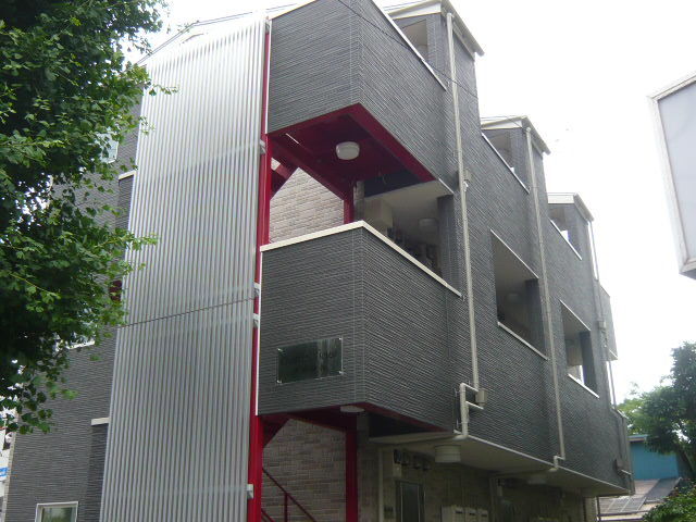 ソーラースマートグリッドホーム　三陽工務店 【賃貸併用住宅/3300万円/3階建て/9部屋/防火/間取り図有】オーナー自ら計画！木造防火のデザイナーズ賃貸の建築実例画像5