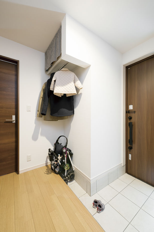 ソーラースマートグリッドホーム　三陽工務店 【1493万円/18坪/狭小/3階建て/変形地/カビ抑制工法】敷地の狭さを感じさせない広いリビングを実現した家の建築実例画像6