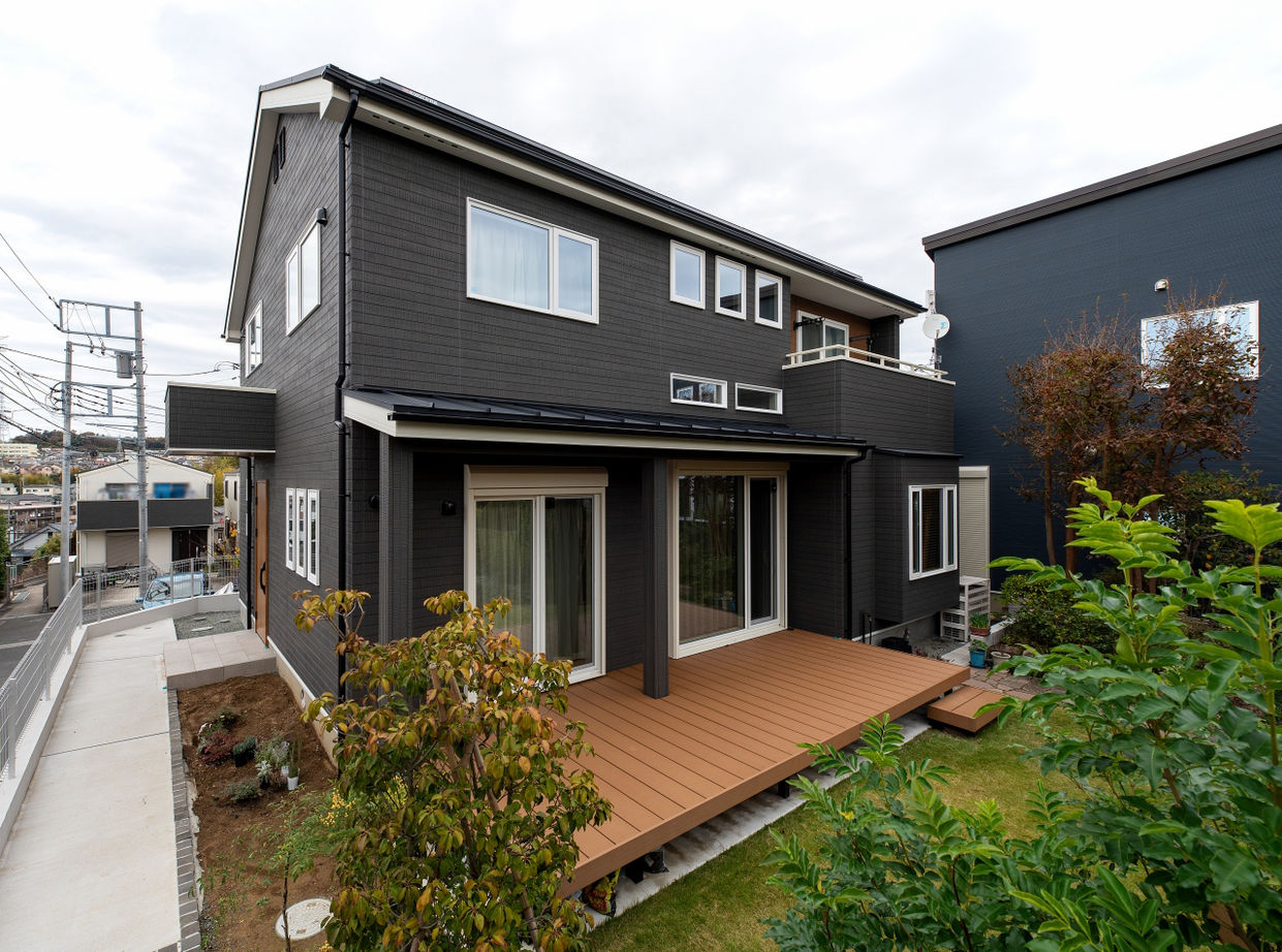 ソーラースマートグリッドホーム　三陽工務店 【2000万円台/趣味室/家事室/カビ抑制工法/間取り図有】エアコン一台でも冬は暖かく快適な暮らしを実現の建築実例画像2