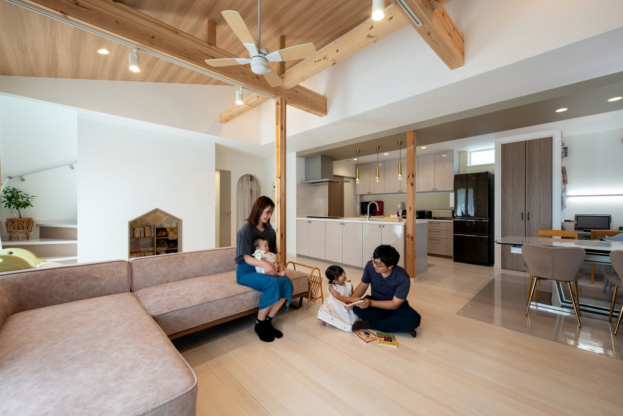 ソーラースマートグリッドホーム　三陽工務店 【HEAT20/カビ抑制工法】住宅性能やコスパの高さが依頼の決め手。「夏は涼しく冬も短パン半袖で快適です」の建築実例画像2