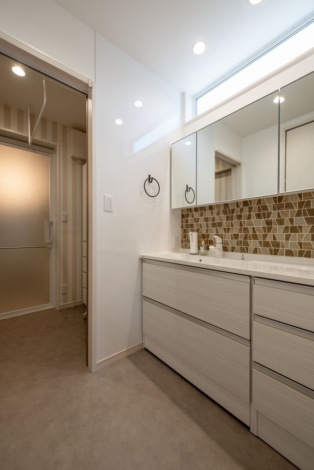 ソーラースマートグリッドホーム　三陽工務店 【HEAT20/カビ抑制工法】住宅性能やコスパの高さが依頼の決め手。「夏は涼しく冬も短パン半袖で快適です」の建築実例画像7