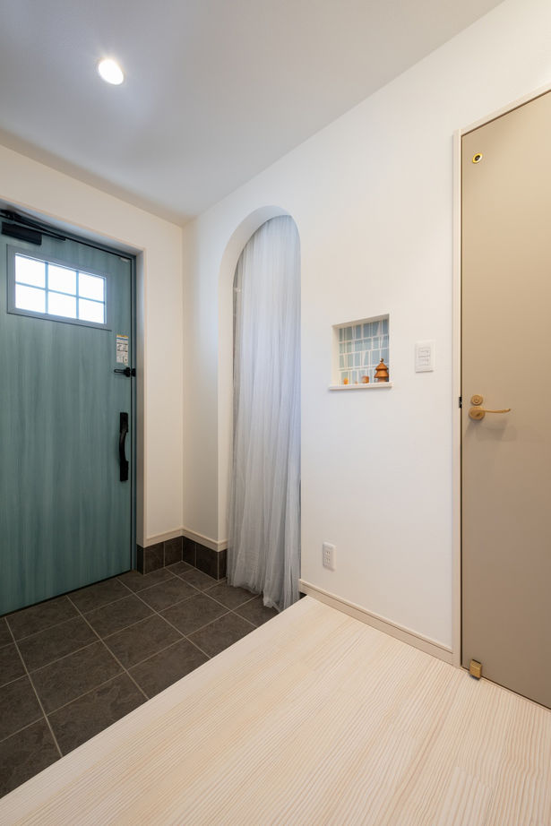 ソーラースマートグリッドホーム　三陽工務店 【HEAT20/カビ抑制工法】住宅性能やコスパの高さが依頼の決め手。「夏は涼しく冬も短パン半袖で快適です」の建築実例画像10