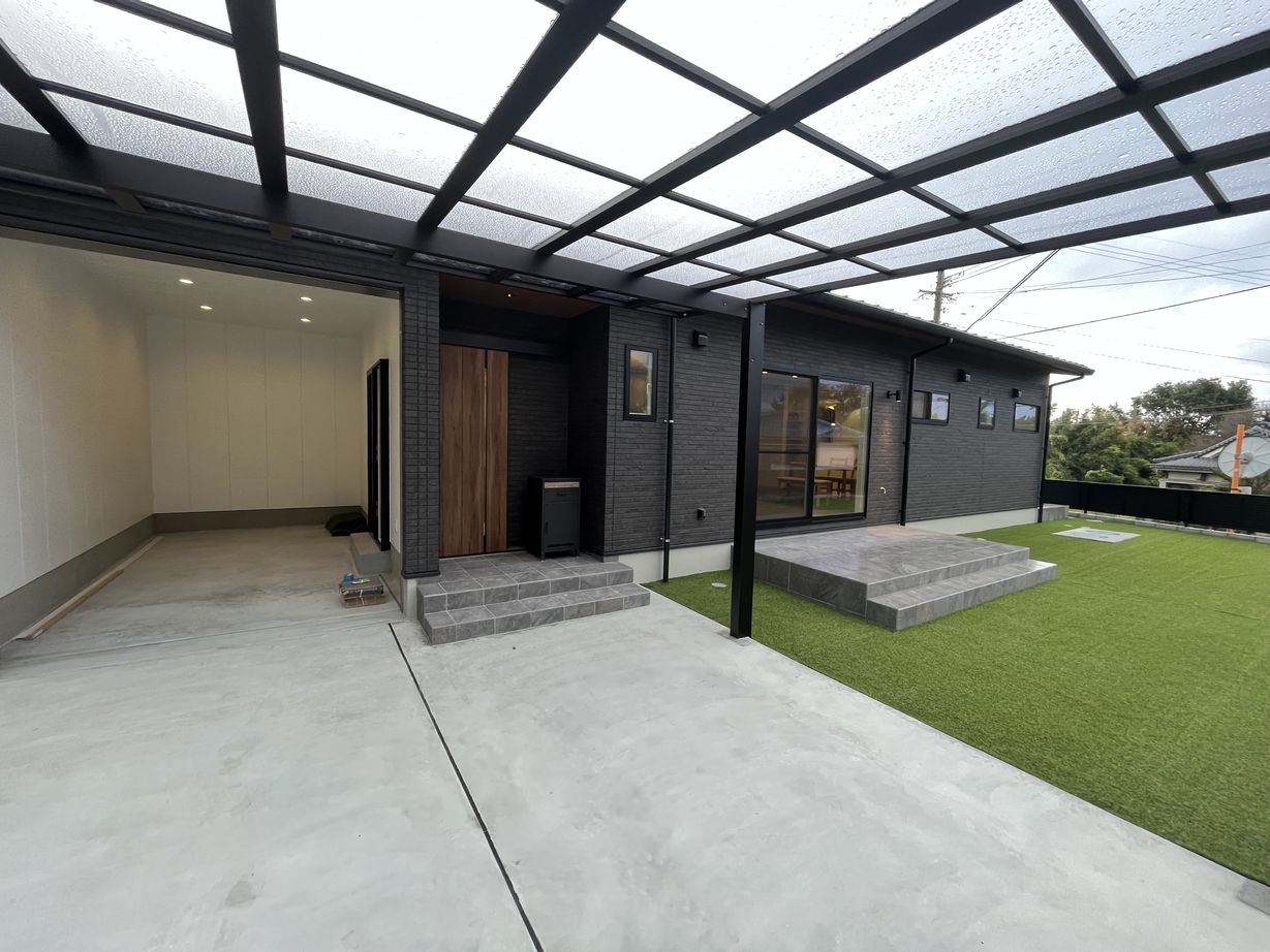 感動 【鹿児島市/平屋/4LDK/間取り図あり】憧れのガレージ付きハウスの建築実例画像4