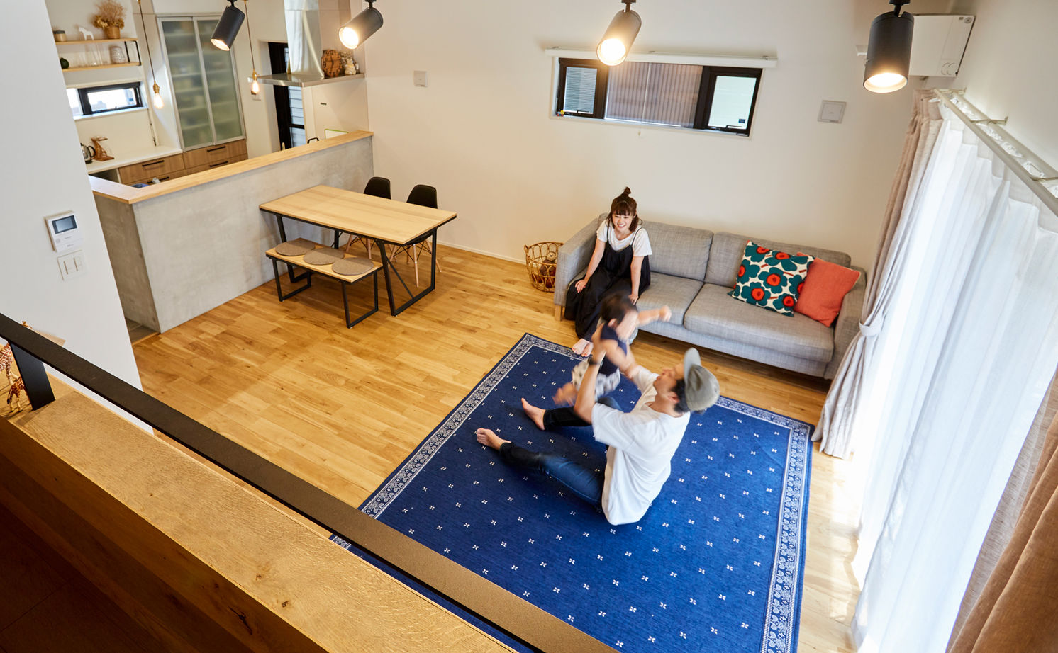 HOLIDAYS（ホリデイズ） 【愛知/1500万円台/3LDK/30坪/間取り図】屋上は花火大会の特等席。スキップフロアのあるラスティックな家の建築実例画像6