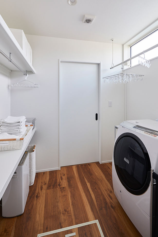 HOLIDAYS（ホリデイズ）  【1000万円台/30坪台/3LDK/間取り図】おこもり感のあるくつろぎスペース『ヌック』の居心地も最高です！の建築実例画像17