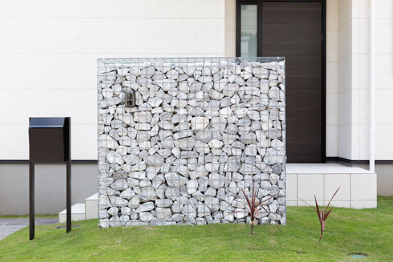 HOLIDAYS（ホリデイズ） 【吹き抜け×ダウンフロアリビング/間取り図】「土地＋建物」で叶えた陽光が調和するリゾートテイストの家の建築実例画像3