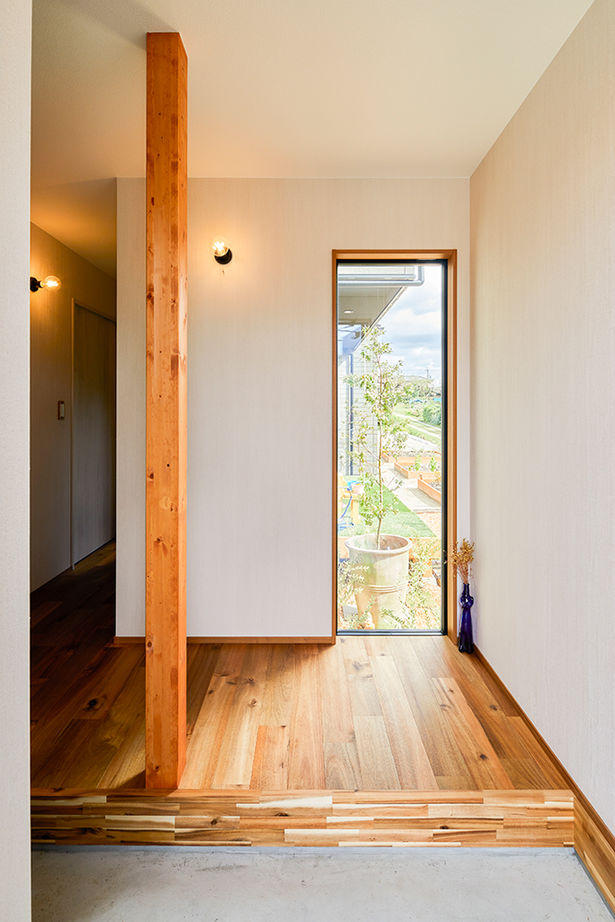 HOLIDAYS（ホリデイズ） 【愛知/1000万円台/3LDK/間取り図】「土地＋自由設計」で実現した、太陽の光と庭の緑に囲まれて暮らす家の建築実例画像5