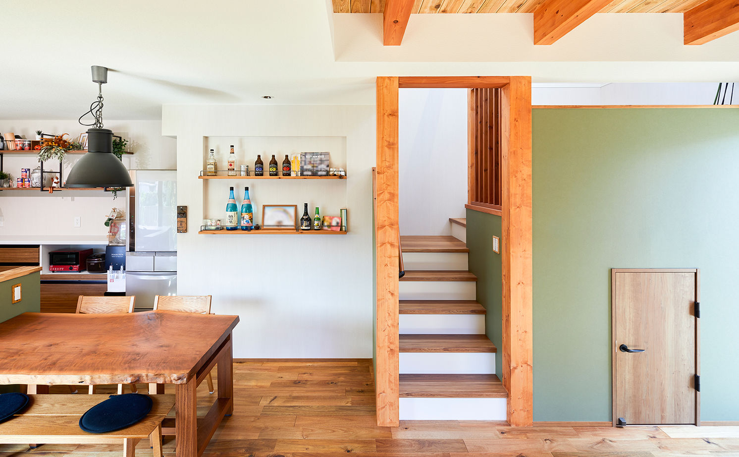 HOLIDAYS（ホリデイズ） 【愛知/1000万円台/3LDK/間取り図】「土地＋自由設計」で実現した、太陽の光と庭の緑に囲まれて暮らす家の建築実例画像11