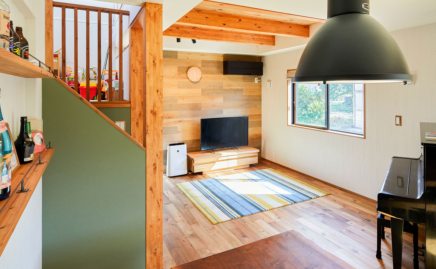 HOLIDAYS（ホリデイズ） 【愛知/1000万円台/3LDK/間取り図】「土地＋自由設計」で実現した、太陽の光と庭の緑に囲まれて暮らす家の建築実例画像12