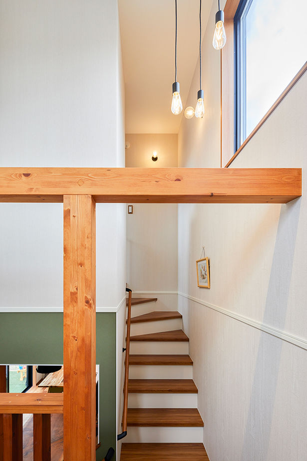 HOLIDAYS（ホリデイズ） 【愛知/1000万円台/3LDK/間取り図】「土地＋自由設計」で実現した、太陽の光と庭の緑に囲まれて暮らす家の建築実例画像14