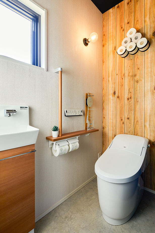 HOLIDAYS（ホリデイズ） 【愛知/1000万円台/3LDK/間取り図】「土地＋自由設計」で実現した、太陽の光と庭の緑に囲まれて暮らす家の建築実例画像18