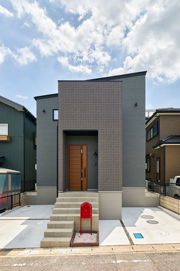 HOLIDAYS（ホリデイズ） 【全館空調/2000万円台】吹き抜けのキャットウォークがインテリアになるスパニッシュテイストの家の建築実例画像2