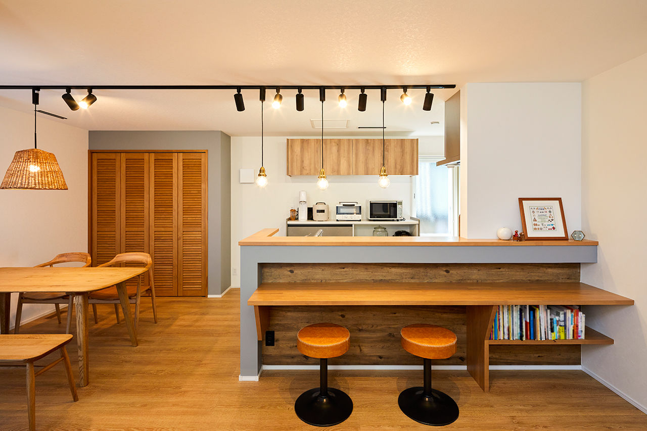 HOLIDAYS（ホリデイズ） 【全館空調/2000万円台】吹き抜けのキャットウォークがインテリアになるスパニッシュテイストの家の建築実例画像4