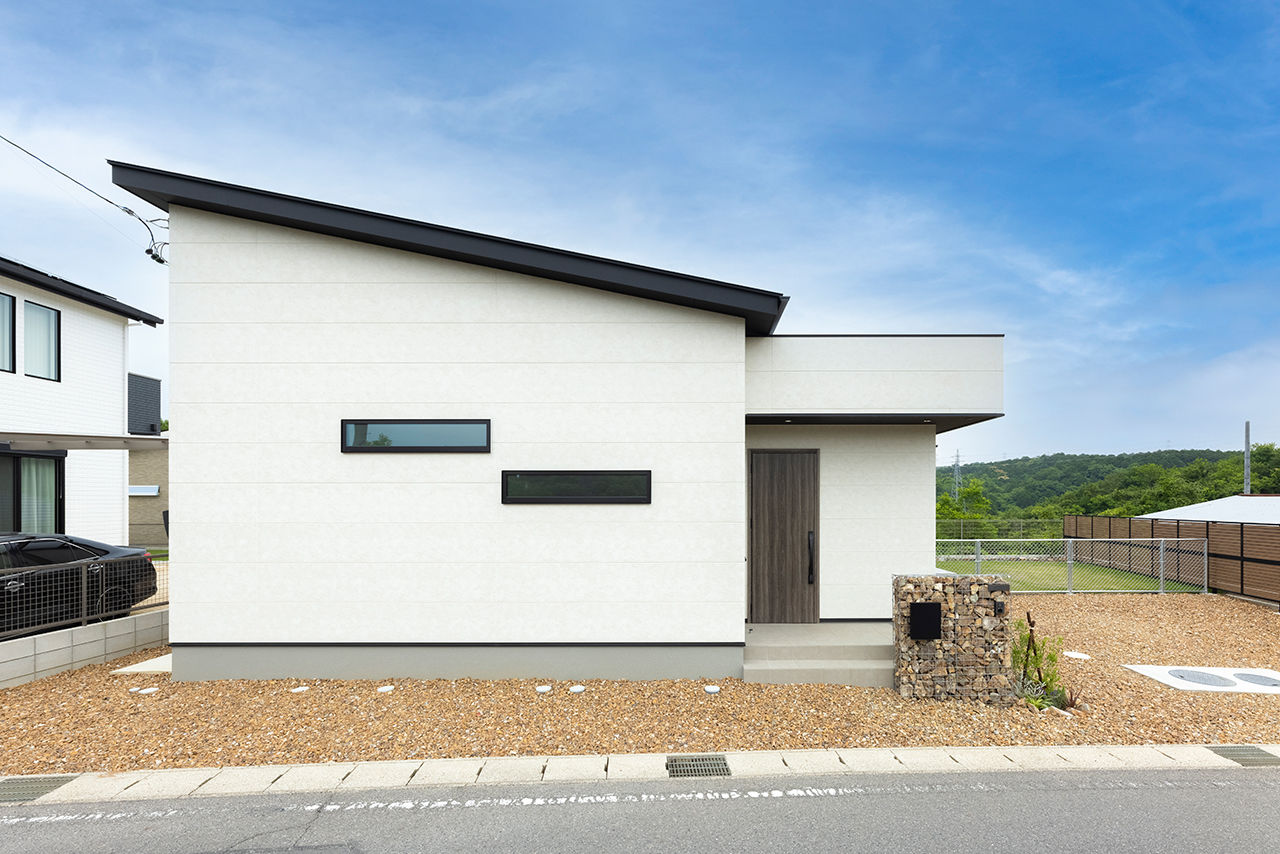 HOLIDAYS（ホリデイズ） 【平屋×全館空調×ZEH×20代】探してもらった見晴らしのよい土地に、全館空調を搭載した平屋を自由設計の建築実例画像3